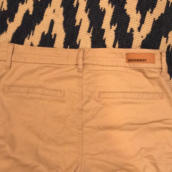 UNIONBAY size 11 khaki bootcut - Picture 3 of 4